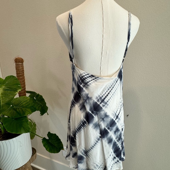 Mahina mini dress - Picture 3 of 7